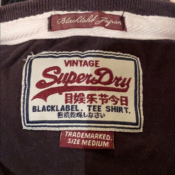 Super dry Black tee with crest on sleeve - Picture 2 of 3